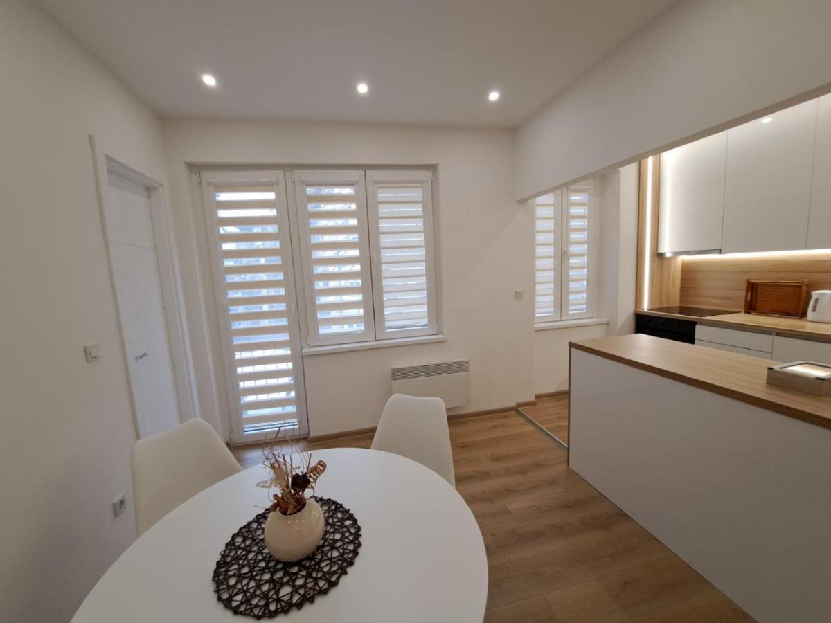 Apartman Andrea サラエヴォ エクステリア 写真