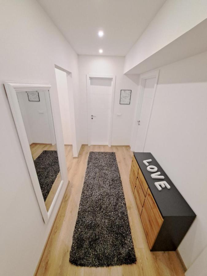 Apartman Andrea サラエヴォ エクステリア 写真